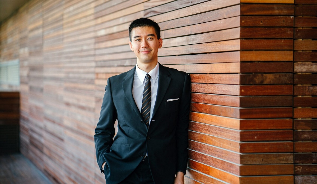 Про надмірний потенціал